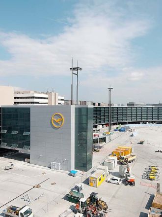 Lufthansa-Gebäude Frankfurter Flughafen